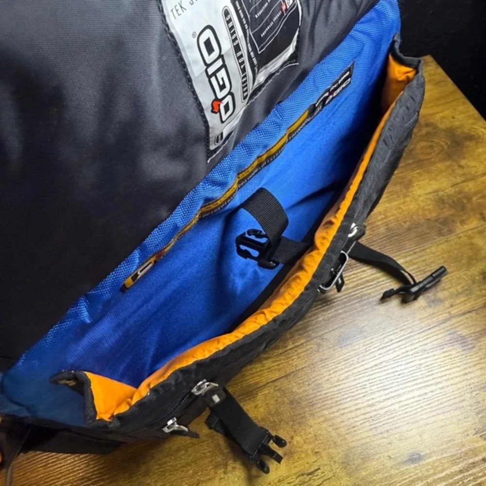 OGIO Tek Spec‎ 0910-03507 Black Blue Nylon Messenger Laptop Bag Large